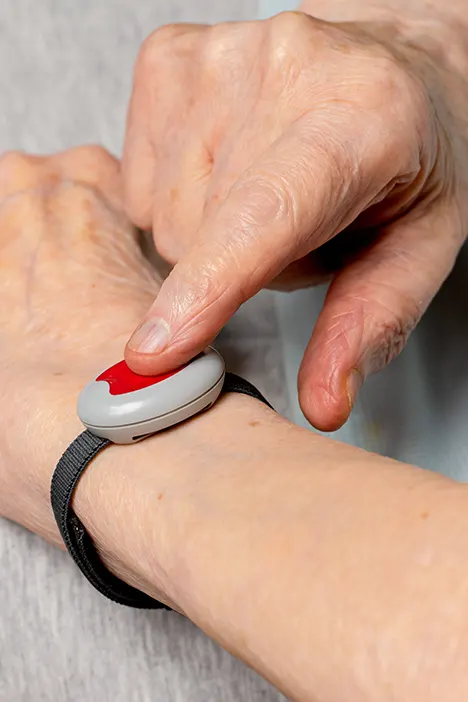 Teleassistance pour les seniors - securite et tranquillite au quotidien
